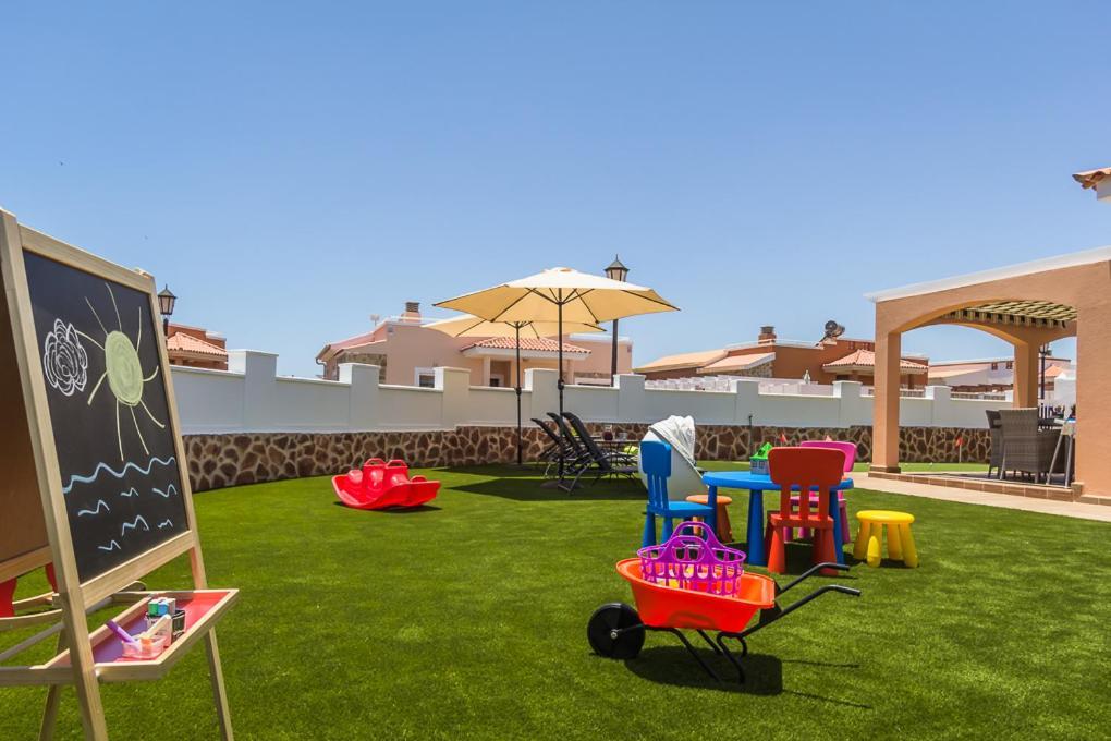 Perfect For Family Holidays With Private Pool, Near Beach And Golf- Villa Ashley Costa De Antigua Exterior foto